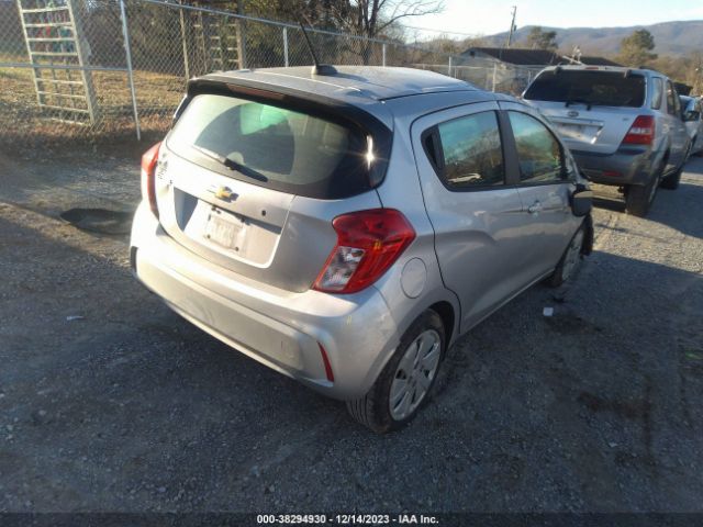 Photo 3 VIN: KL8CB6SA5JC467388 - CHEVROLET SPARK 