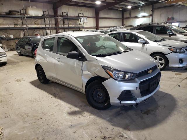 Photo 3 VIN: KL8CB6SA5JC479637 - CHEVROLET SPARK 