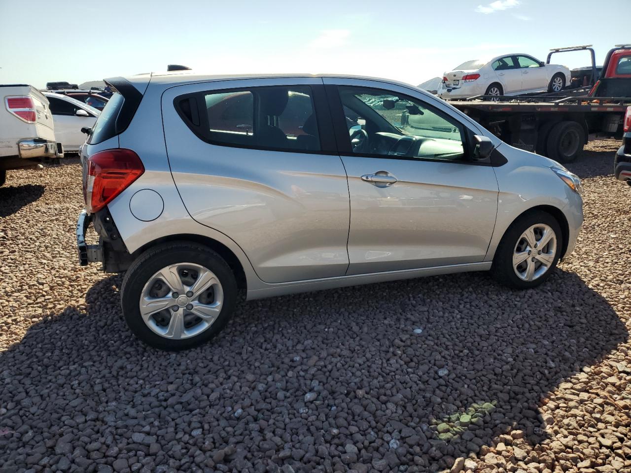 Photo 2 VIN: KL8CB6SA5MC713277 - CHEVROLET SPARK 