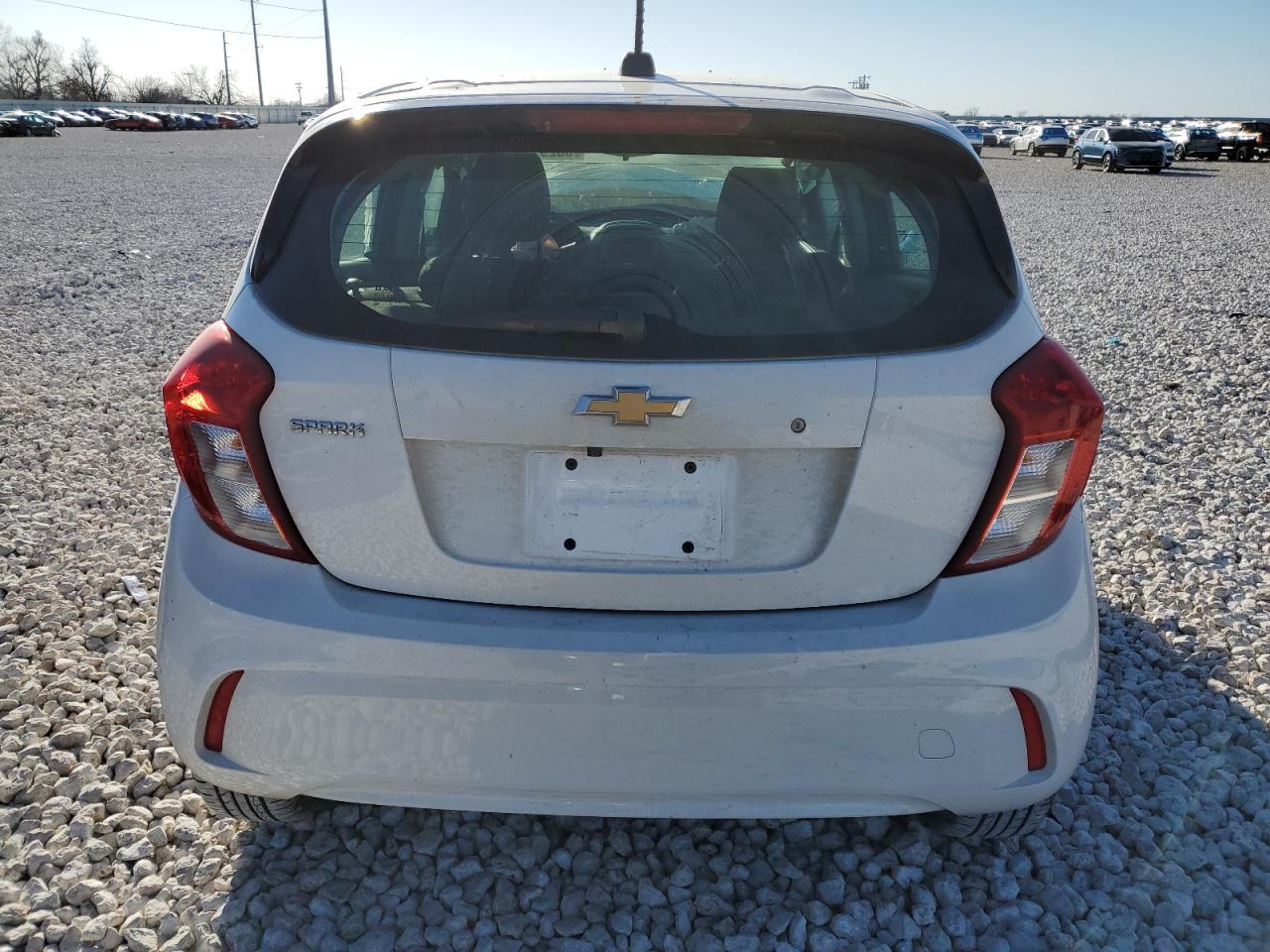 Photo 5 VIN: KL8CB6SA6KC765644 - CHEVROLET SPARK 