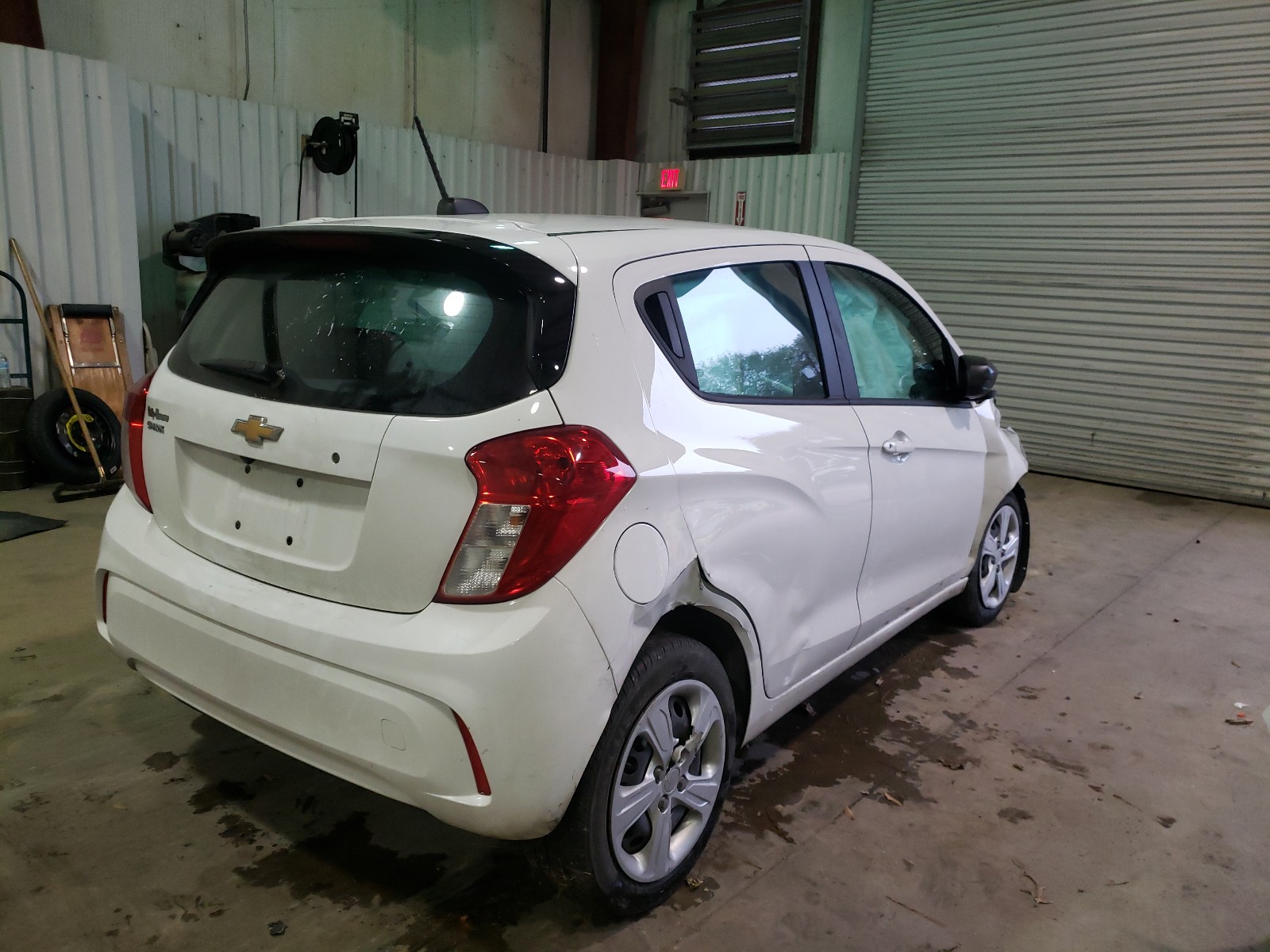 Photo 3 VIN: KL8CB6SA6LC410118 - CHEVROLET SPARK LS 