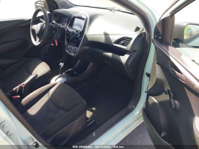 Photo 4 VIN: KL8CB6SA7JC451449 - CHEVROLET SPARK 