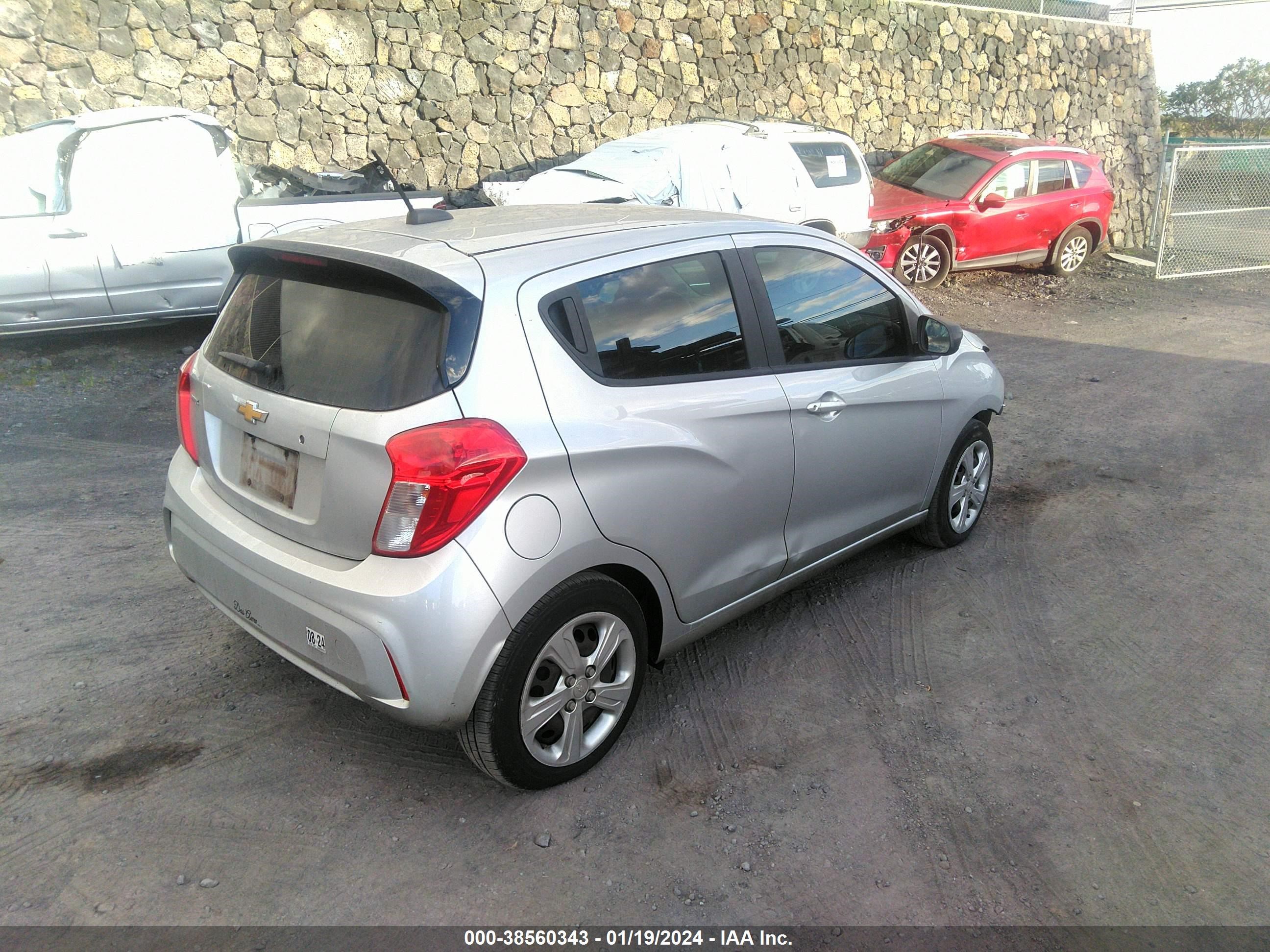 Photo 3 VIN: KL8CB6SA7KC724312 - CHEVROLET SPARK 