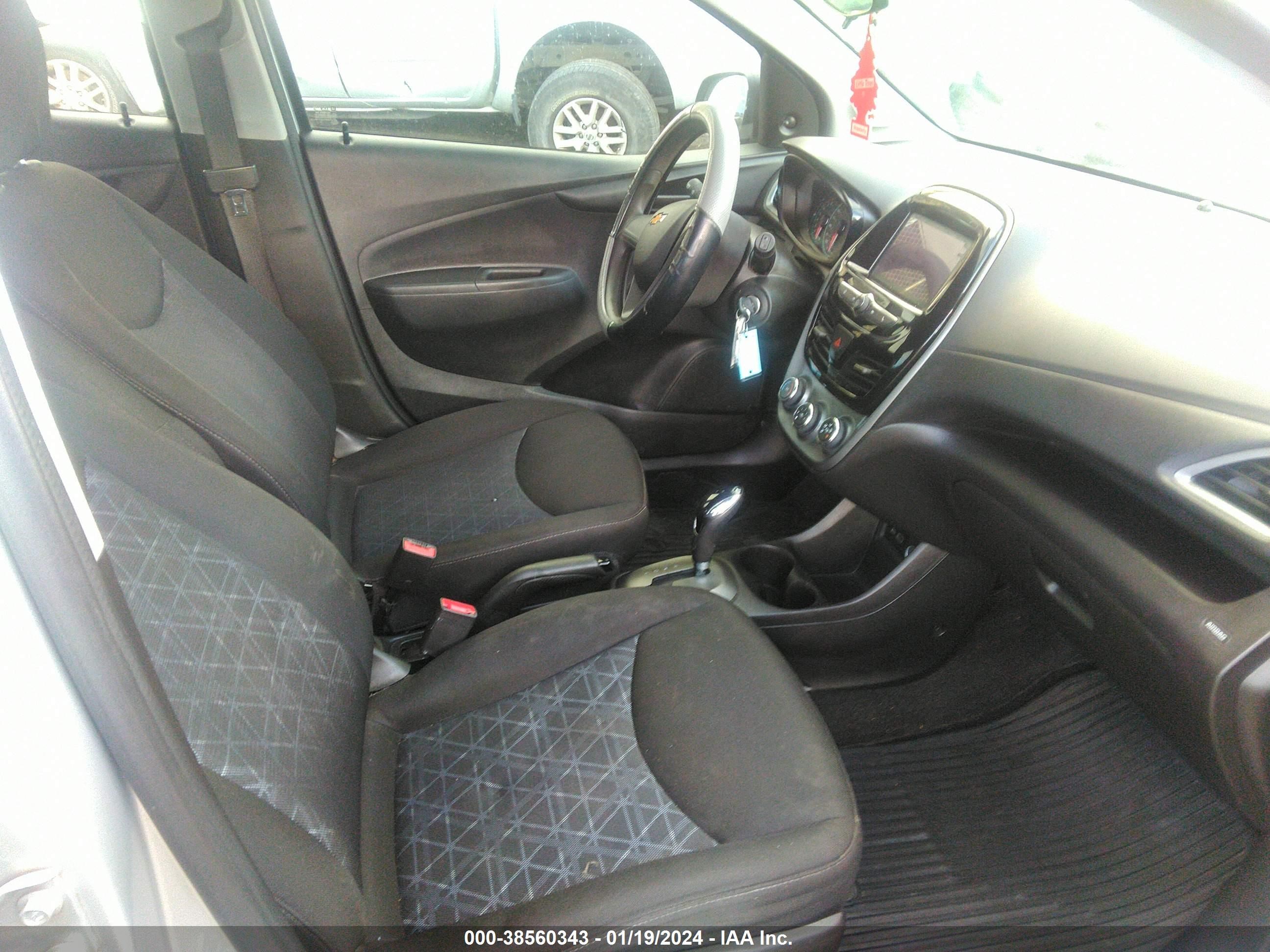 Photo 4 VIN: KL8CB6SA7KC724312 - CHEVROLET SPARK 