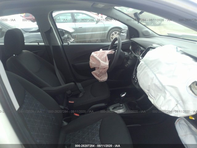 Photo 4 VIN: KL8CB6SA8LC413392 - CHEVROLET SPARK 