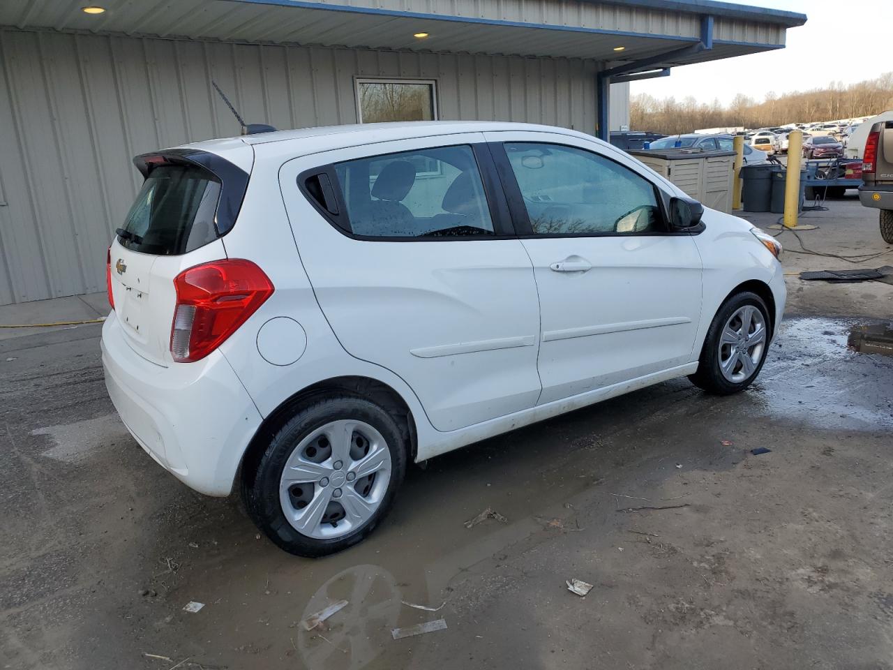 Photo 2 VIN: KL8CB6SA8MC723849 - CHEVROLET SPARK 