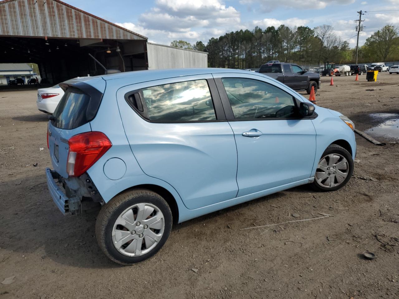 Photo 2 VIN: KL8CB6SAXGC557936 - CHEVROLET SPARK 