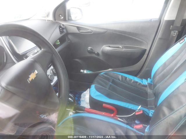 Photo 6 VIN: KL8CB6SAXJC455625 - CHEVROLET SPARK 