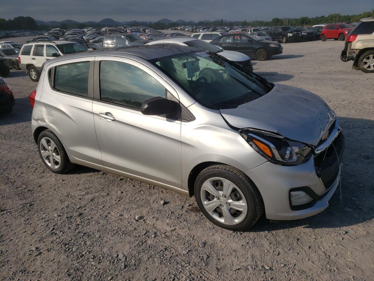 Photo 3 VIN: KL8CB6SAXKC740889 - CHEVROLET SPARK 