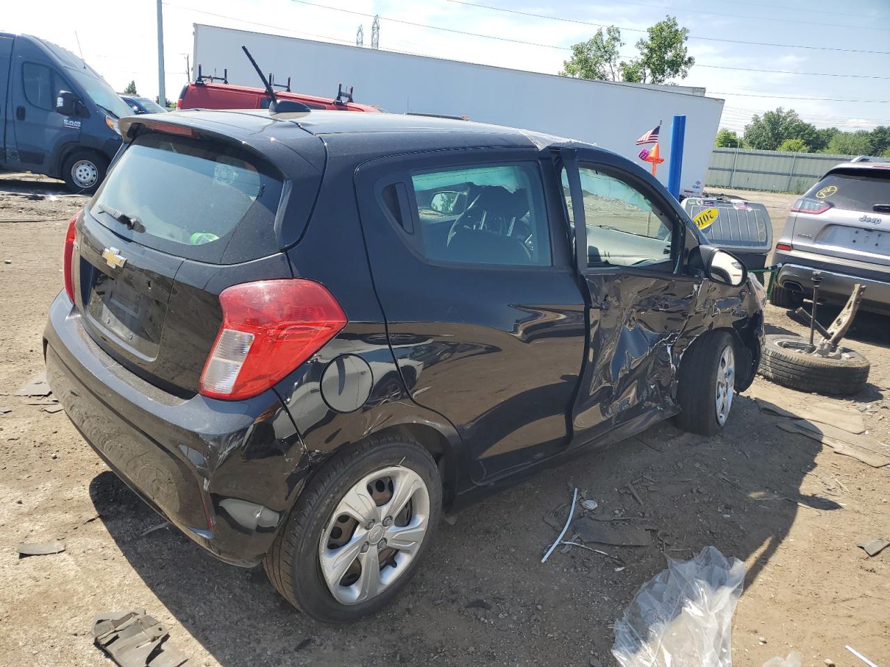 Photo 2 VIN: KL8CB6SAXLC461041 - CHEVROLET SPARK 