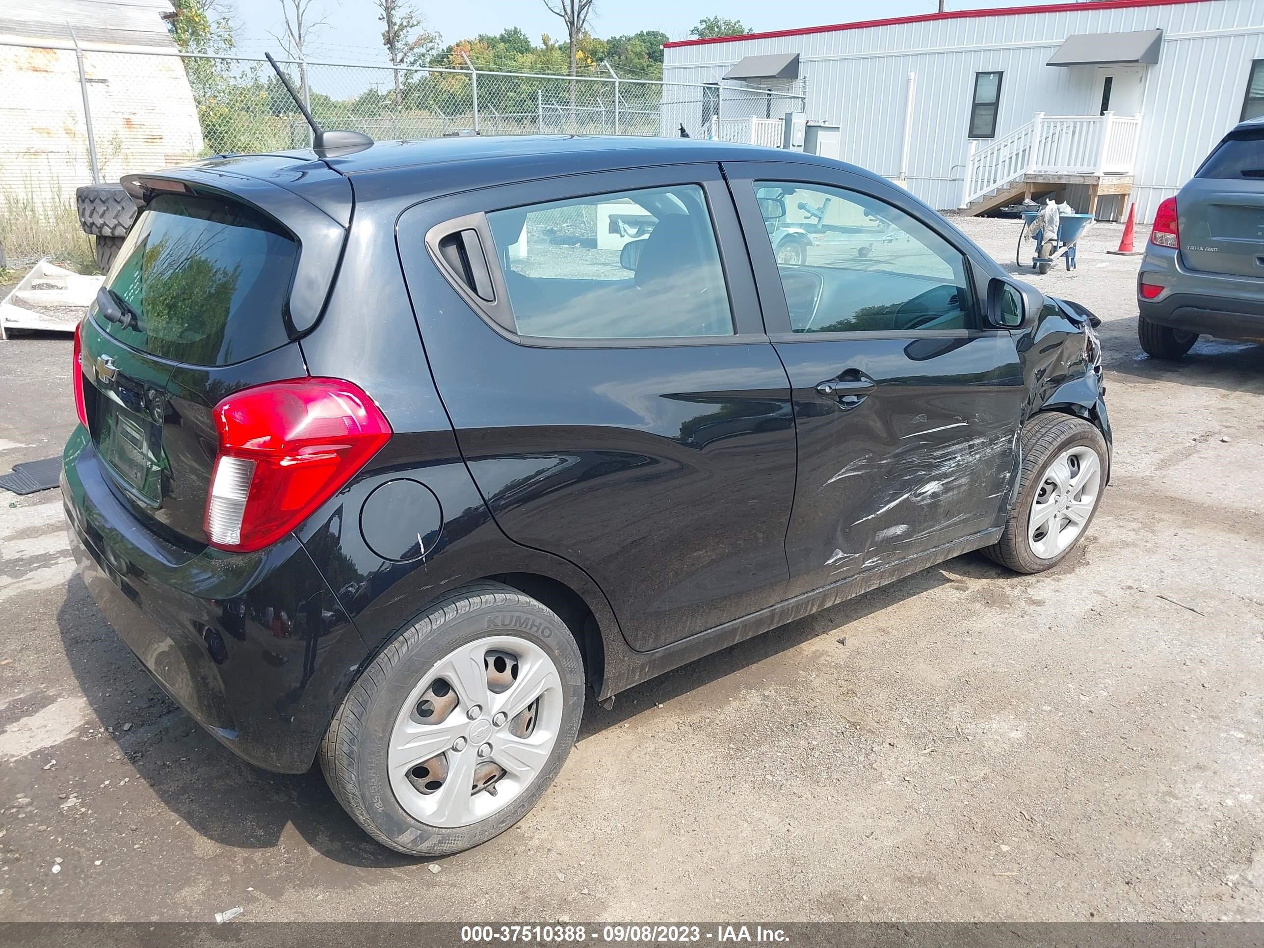 Photo 3 VIN: KL8CB6SAXLC462786 - CHEVROLET SPARK 