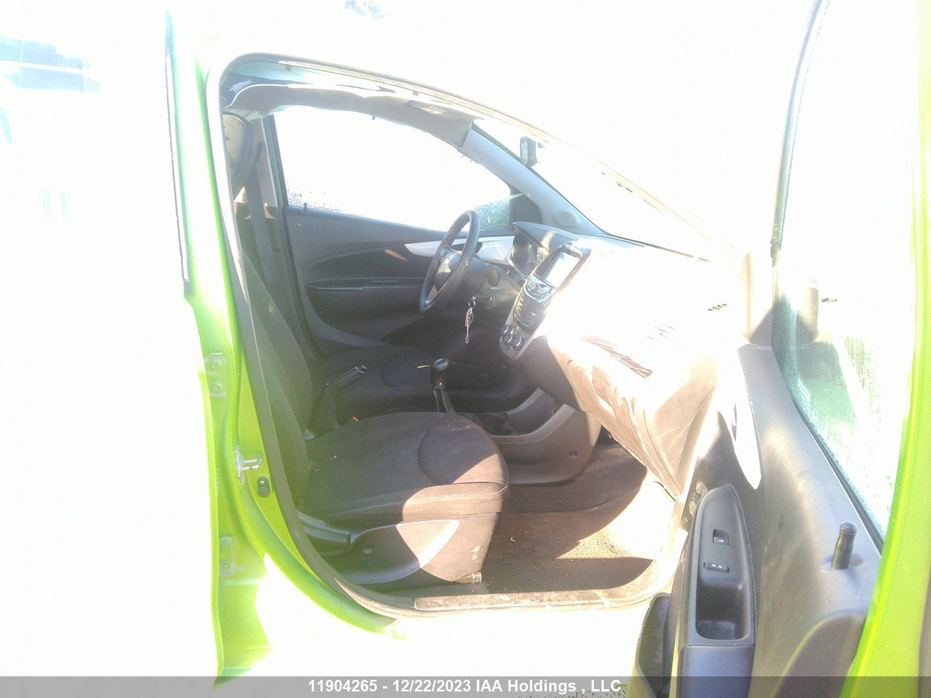 Photo 4 VIN: KL8CC6SA0GC566786 - CHEVROLET SPARK 