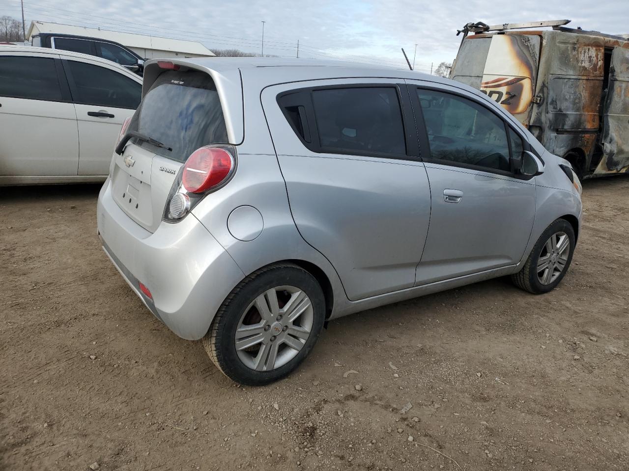 Photo 2 VIN: KL8CD6S90FC739658 - CHEVROLET SPARK 