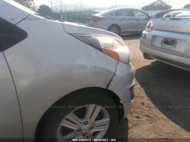 Photo 5 VIN: KL8CD6S91DC506868 - CHEVROLET SPARK 