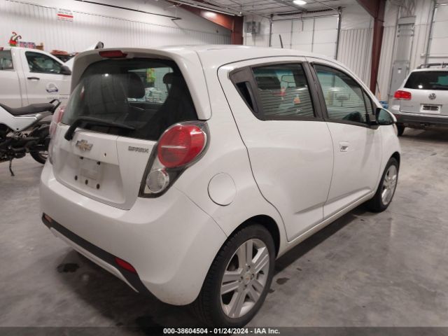 Photo 3 VIN: KL8CD6S91FC736350 - CHEVROLET SPARK 