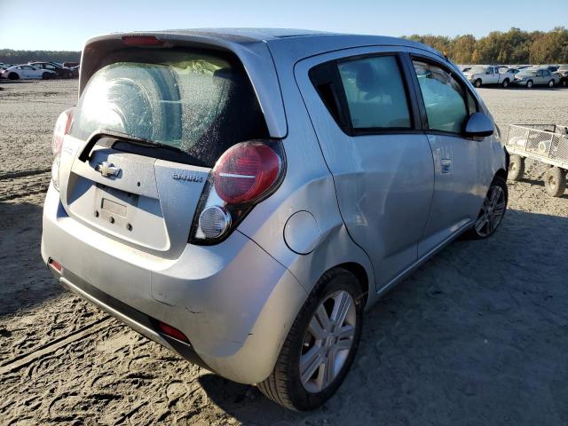 Photo 3 VIN: KL8CD6S92DC594457 - CHEVROLET SPARK 1LT 