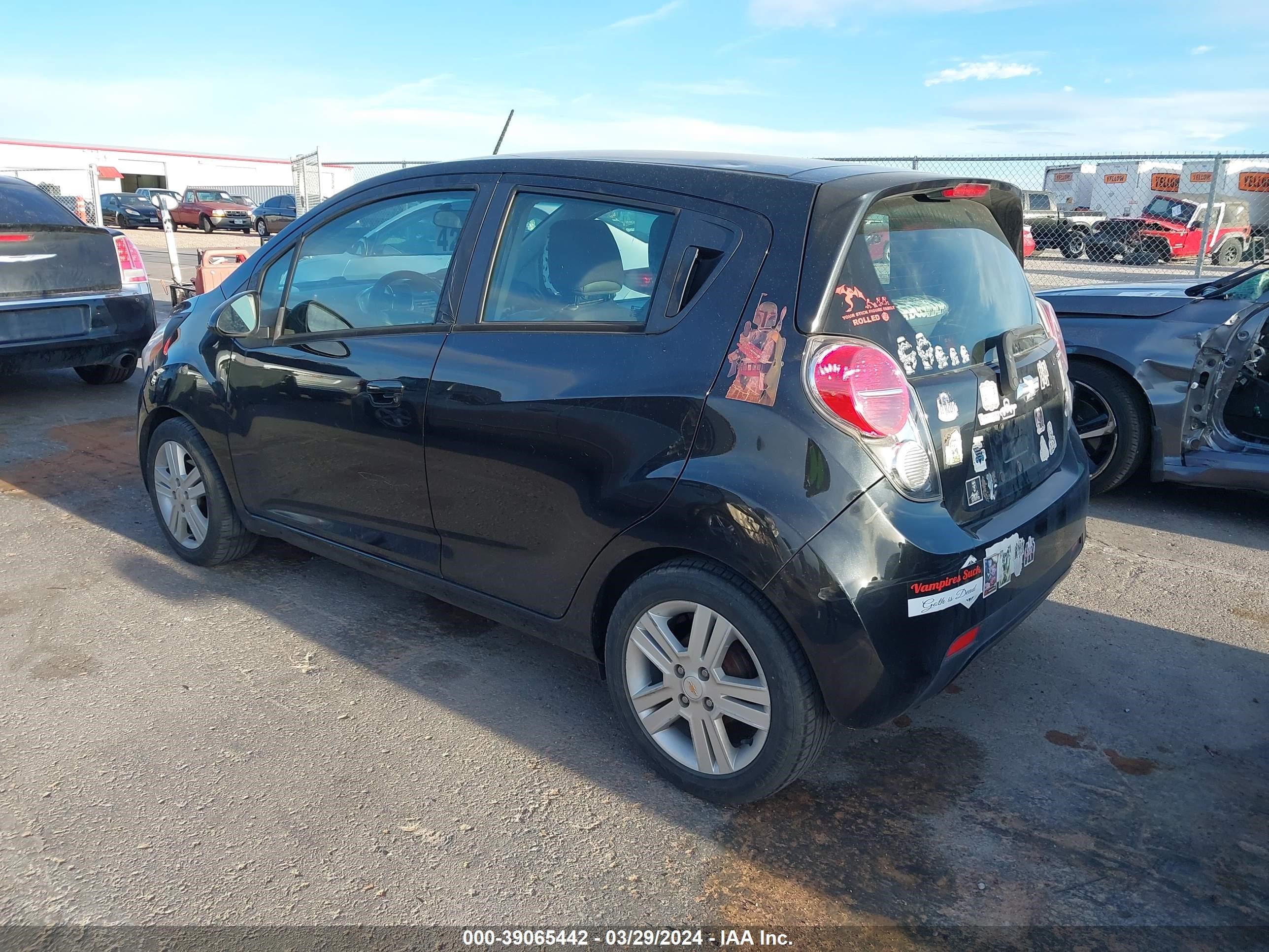 Photo 2 VIN: KL8CD6S92FC794628 - CHEVROLET SPARK 