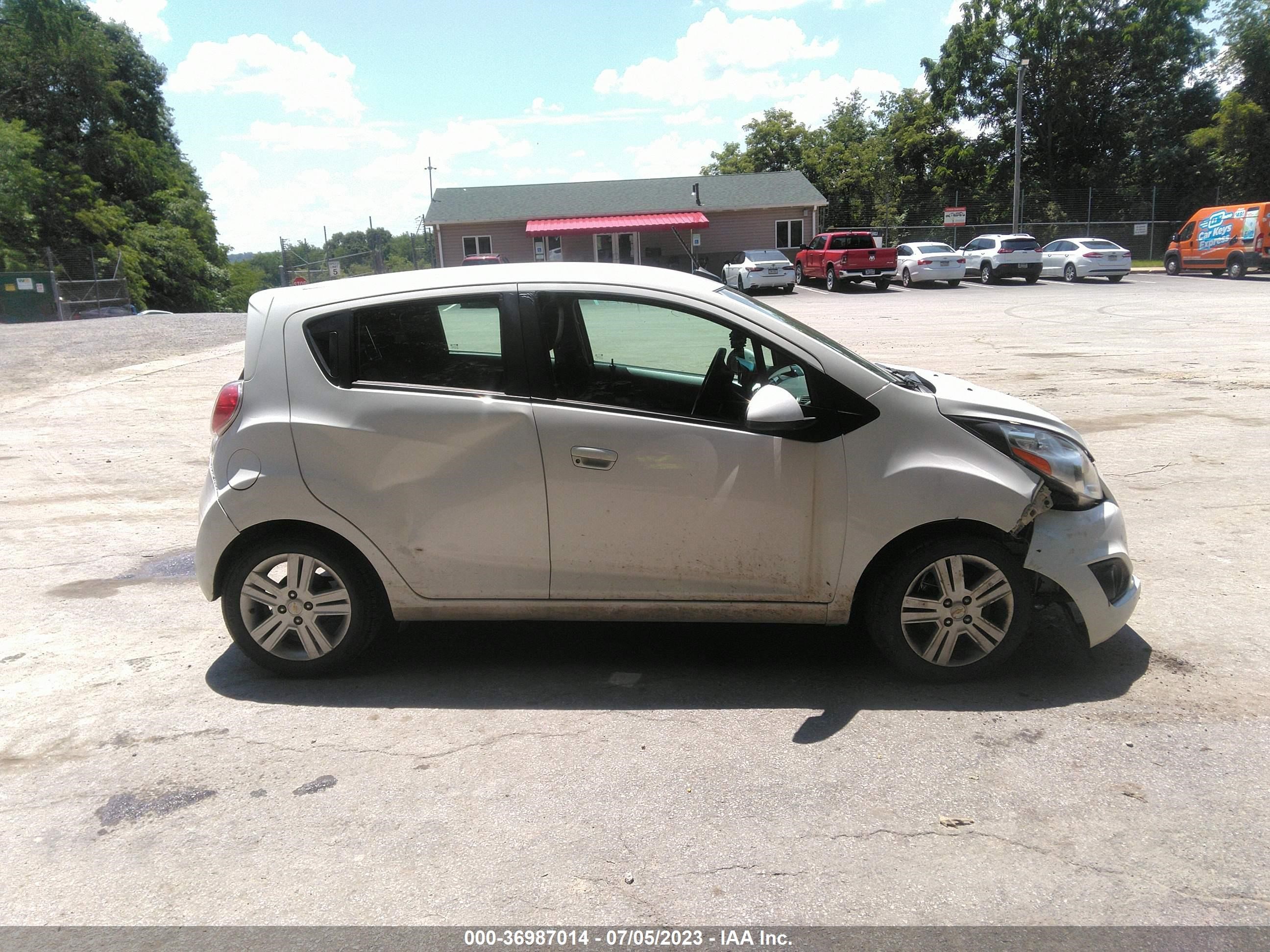 Photo 13 VIN: KL8CD6S93EC592279 - CHEVROLET SPARK 