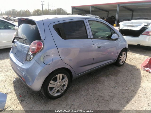 Photo 3 VIN: KL8CD6S93FC748063 - CHEVROLET SPARK 