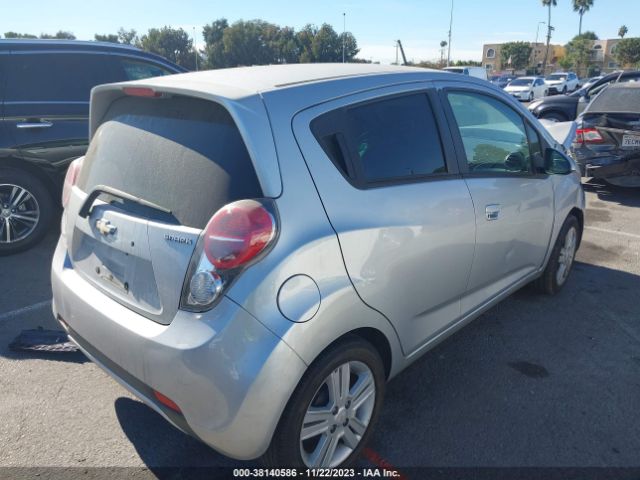 Photo 3 VIN: KL8CD6S94FC709319 - CHEVROLET SPARK 