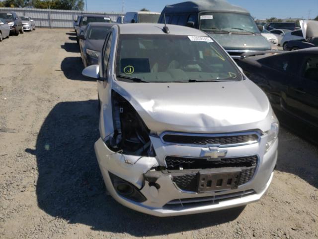 Photo 8 VIN: KL8CD6S94FC720210 - CHEVROLET SPARK 1LT 