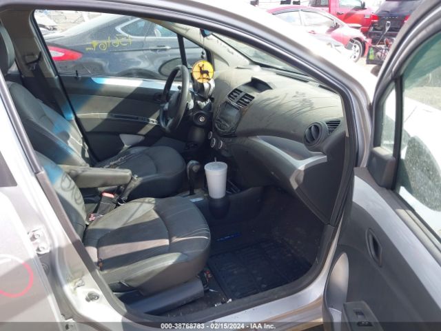 Photo 4 VIN: KL8CD6S95DC627015 - CHEVROLET SPARK 