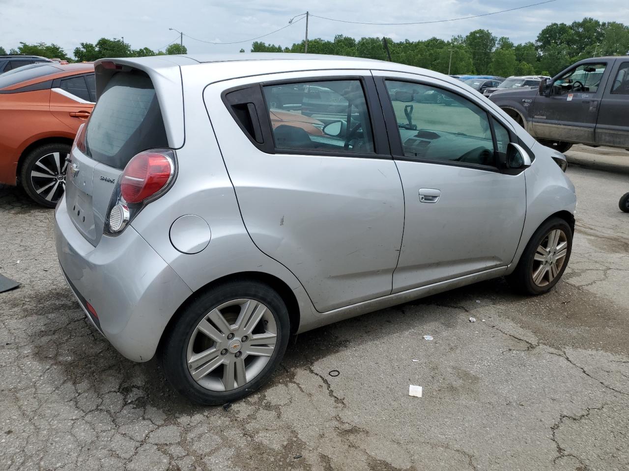 Photo 2 VIN: KL8CD6S95EC409268 - CHEVROLET SPARK 