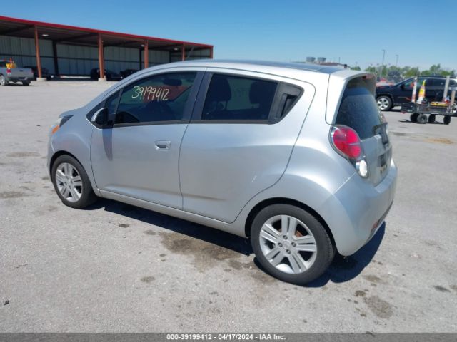 Photo 2 VIN: KL8CD6S95FC719258 - CHEVROLET SPARK 