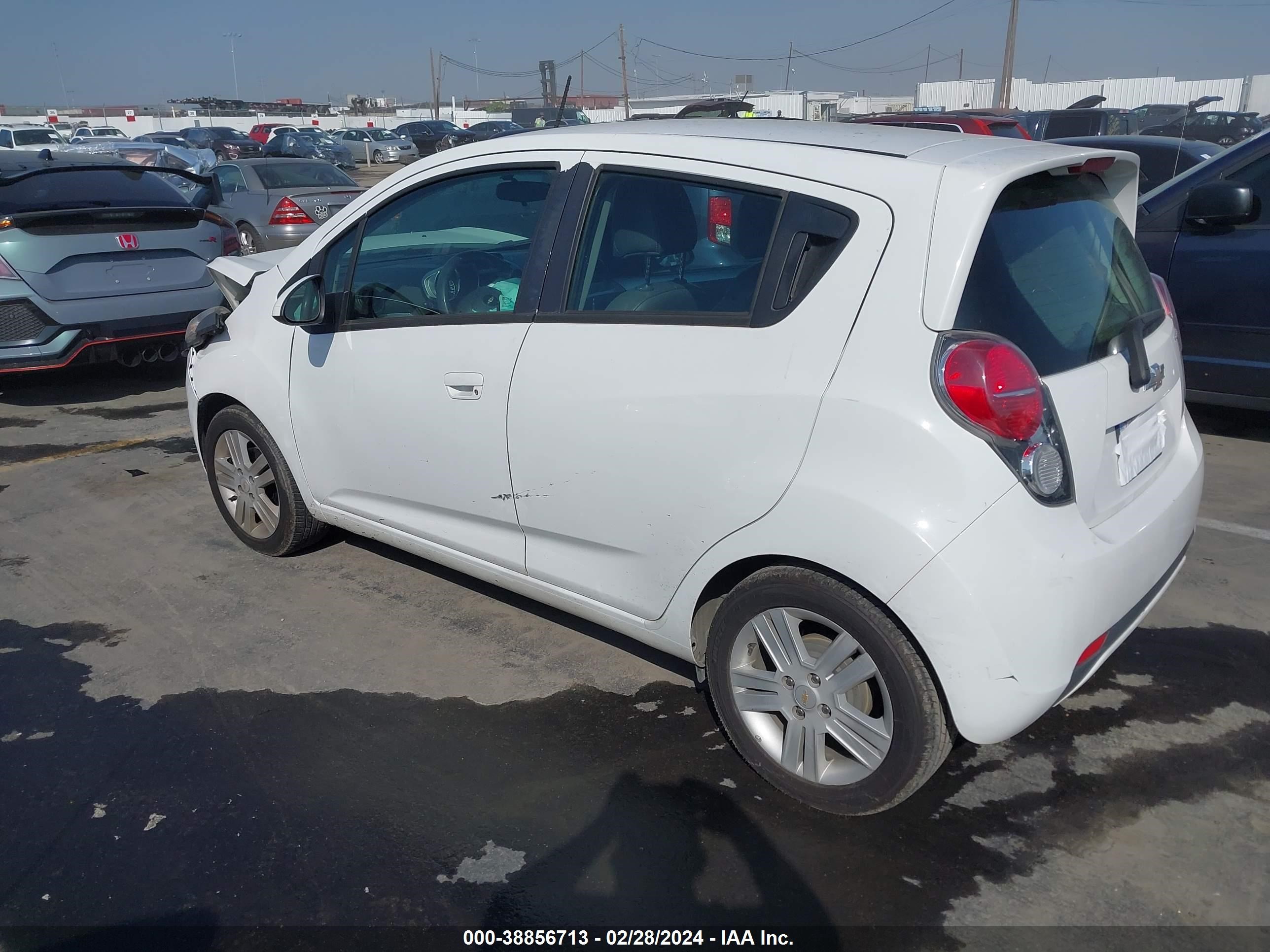 Photo 2 VIN: KL8CD6S96EC497358 - CHEVROLET SPARK 