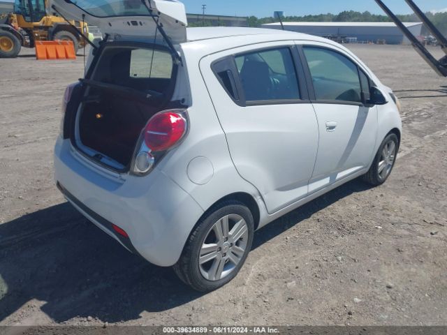 Photo 3 VIN: KL8CD6S96FC759235 - CHEVROLET SPARK 