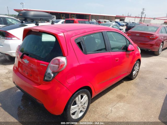 Photo 3 VIN: KL8CD6S97DC503330 - CHEVROLET SPARK 