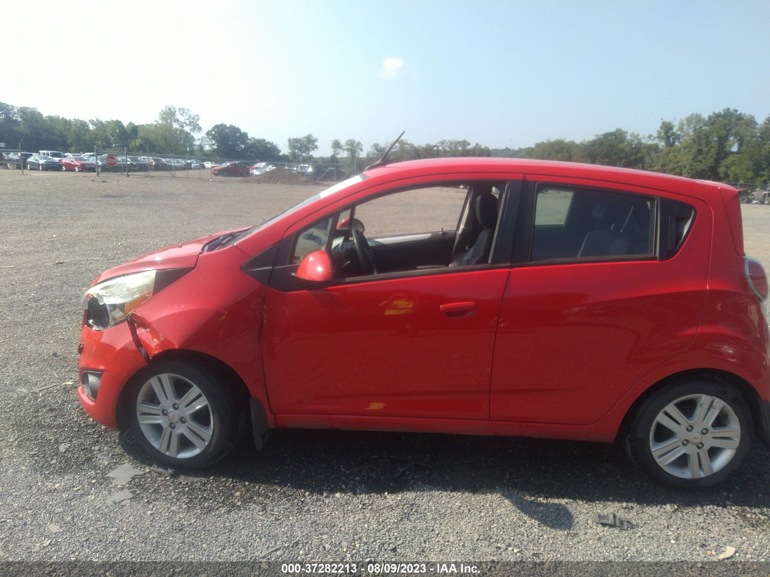 Photo 13 VIN: KL8CD6S97DC532701 - CHEVROLET SPARK 