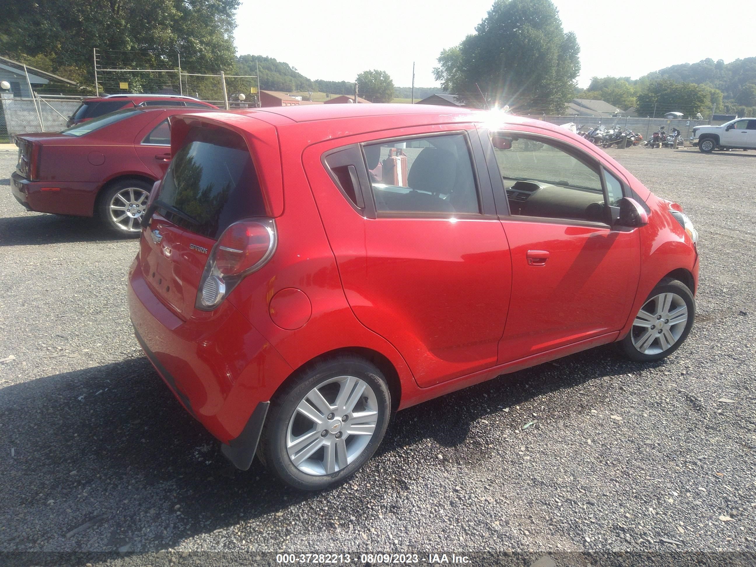 Photo 3 VIN: KL8CD6S97DC532701 - CHEVROLET SPARK 