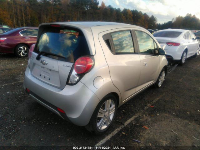 Photo 3 VIN: KL8CD6S97DC534416 - CHEVROLET SPARK 