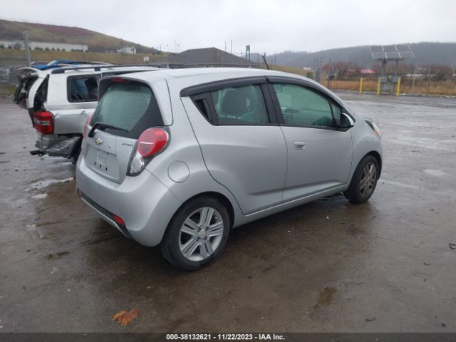 Photo 3 VIN: KL8CD6S97DC626061 - CHEVROLET SPARK 