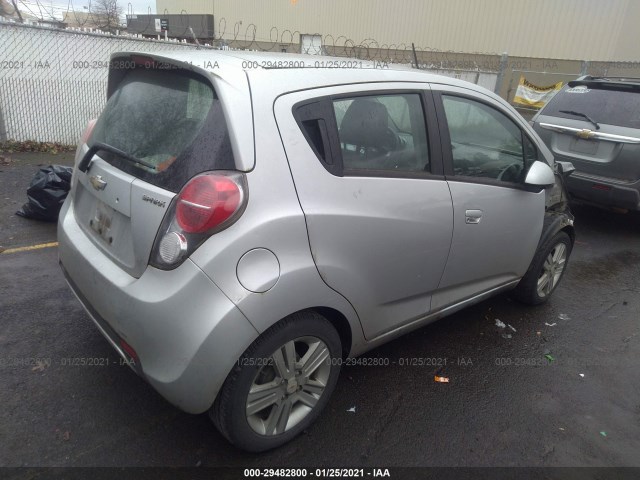 Photo 3 VIN: KL8CD6S97EC435743 - CHEVROLET SPARK 