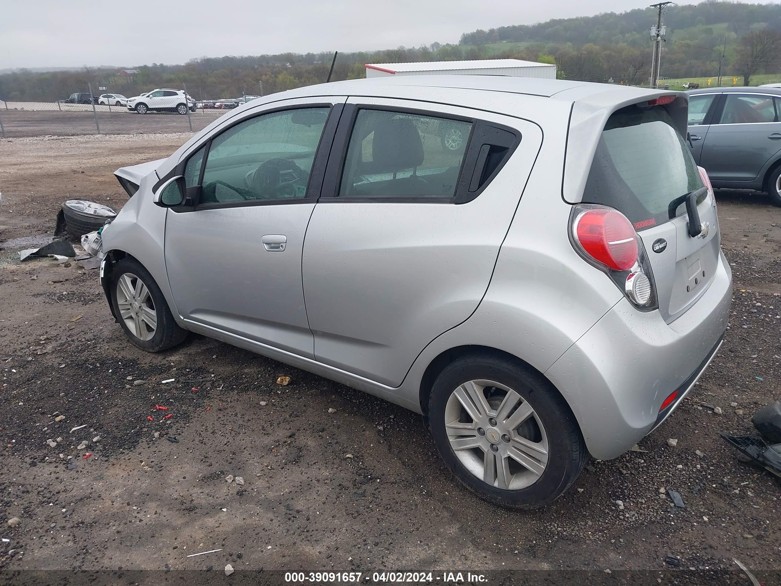 Photo 2 VIN: KL8CD6S97EC534787 - CHEVROLET SPARK 