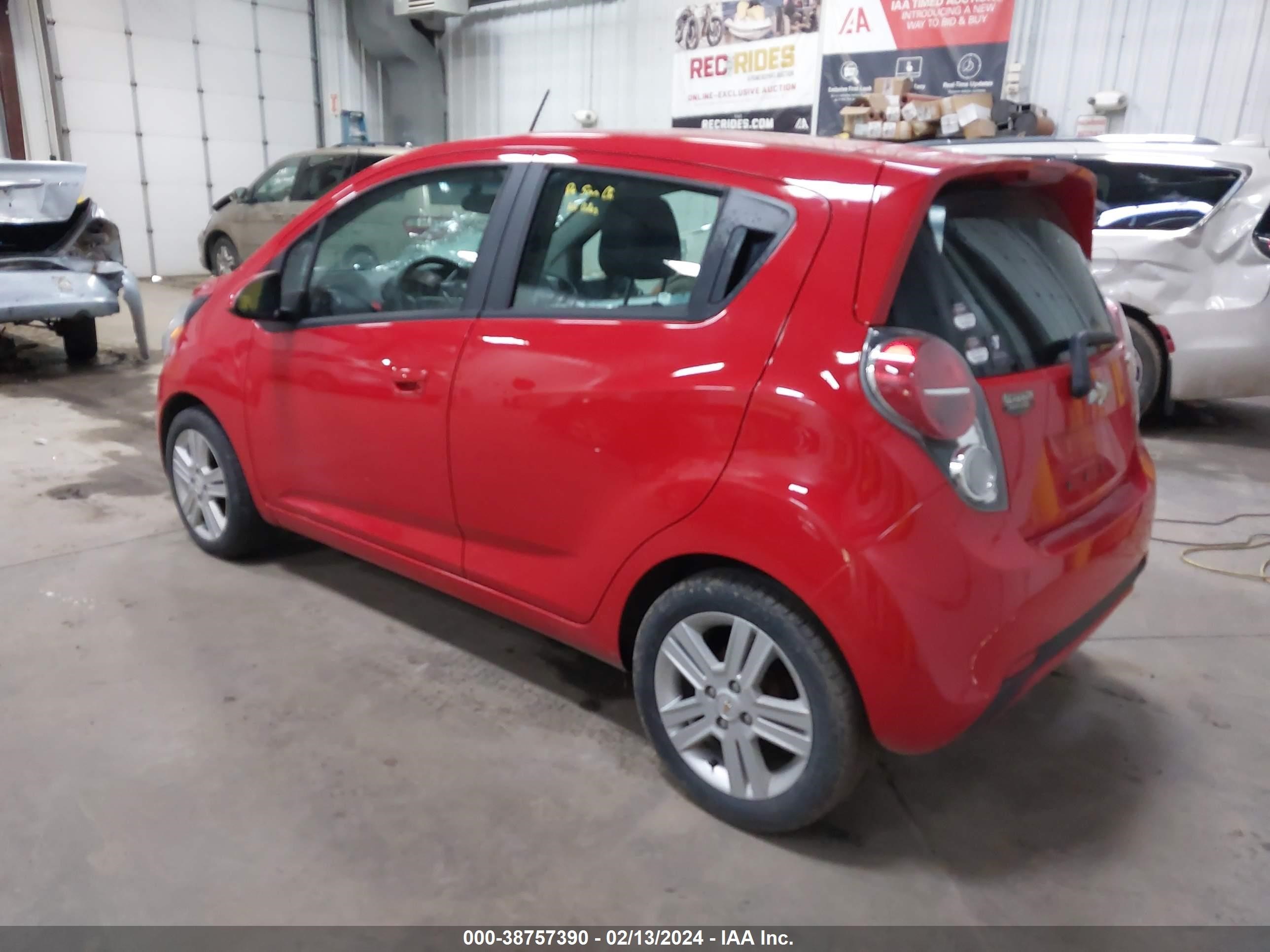 Photo 2 VIN: KL8CD6S97FC742721 - CHEVROLET SPARK 