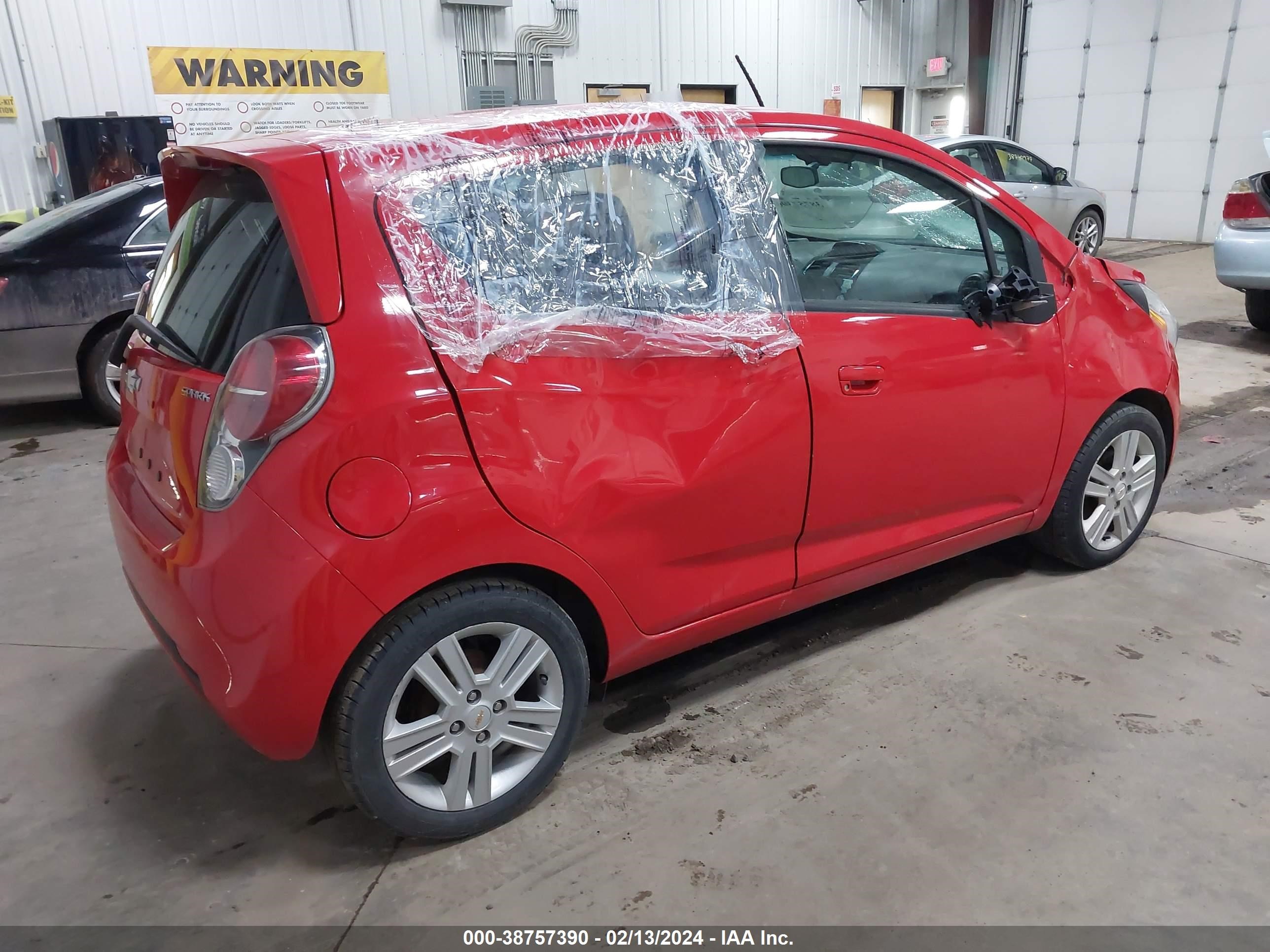 Photo 3 VIN: KL8CD6S97FC742721 - CHEVROLET SPARK 