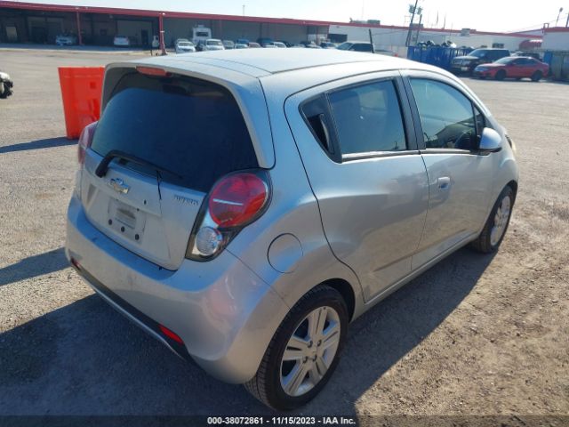 Photo 3 VIN: KL8CD6S97FC800388 - CHEVROLET SPARK 