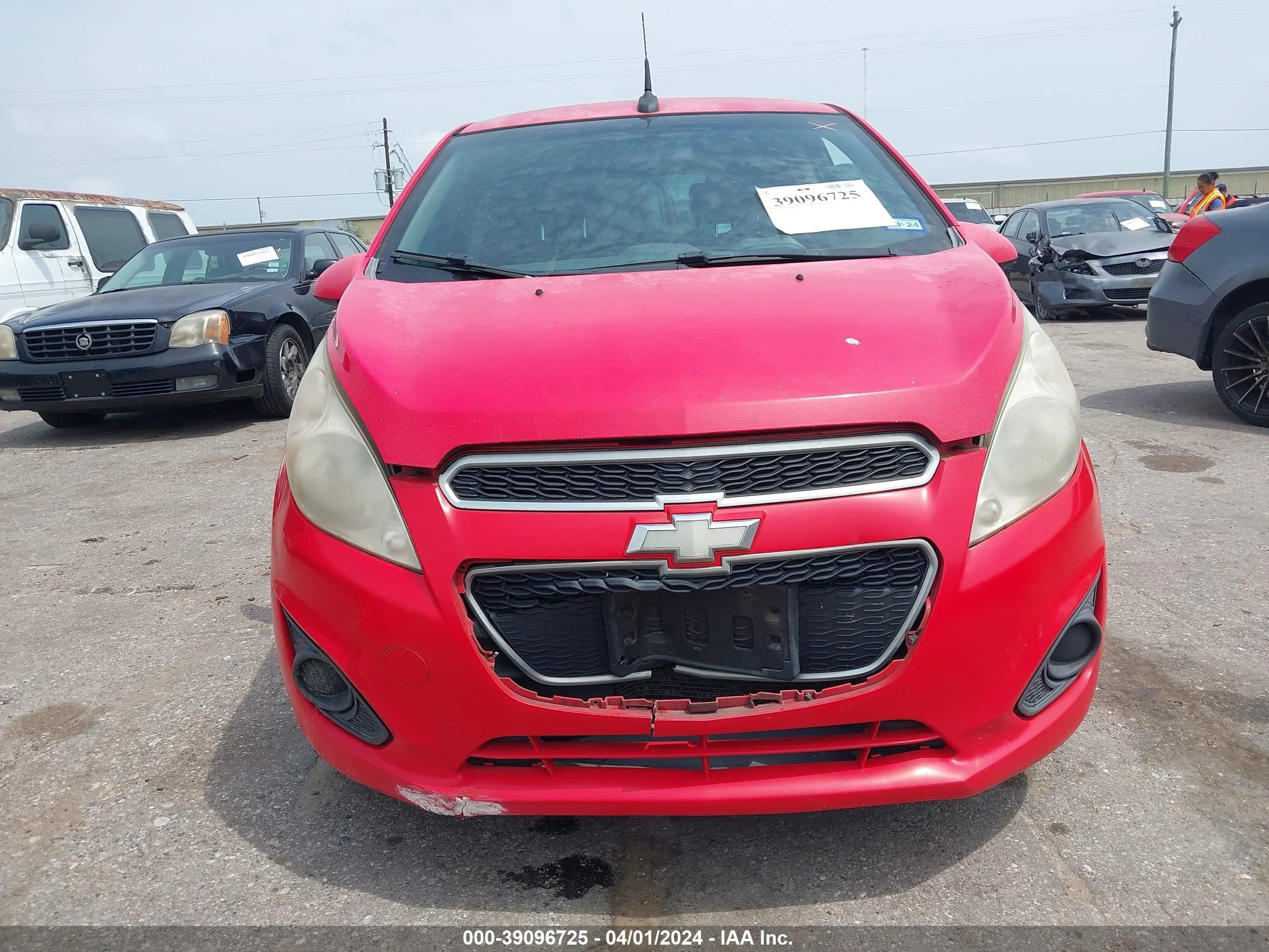 Photo 5 VIN: KL8CD6S98DC533923 - CHEVROLET SPARK 