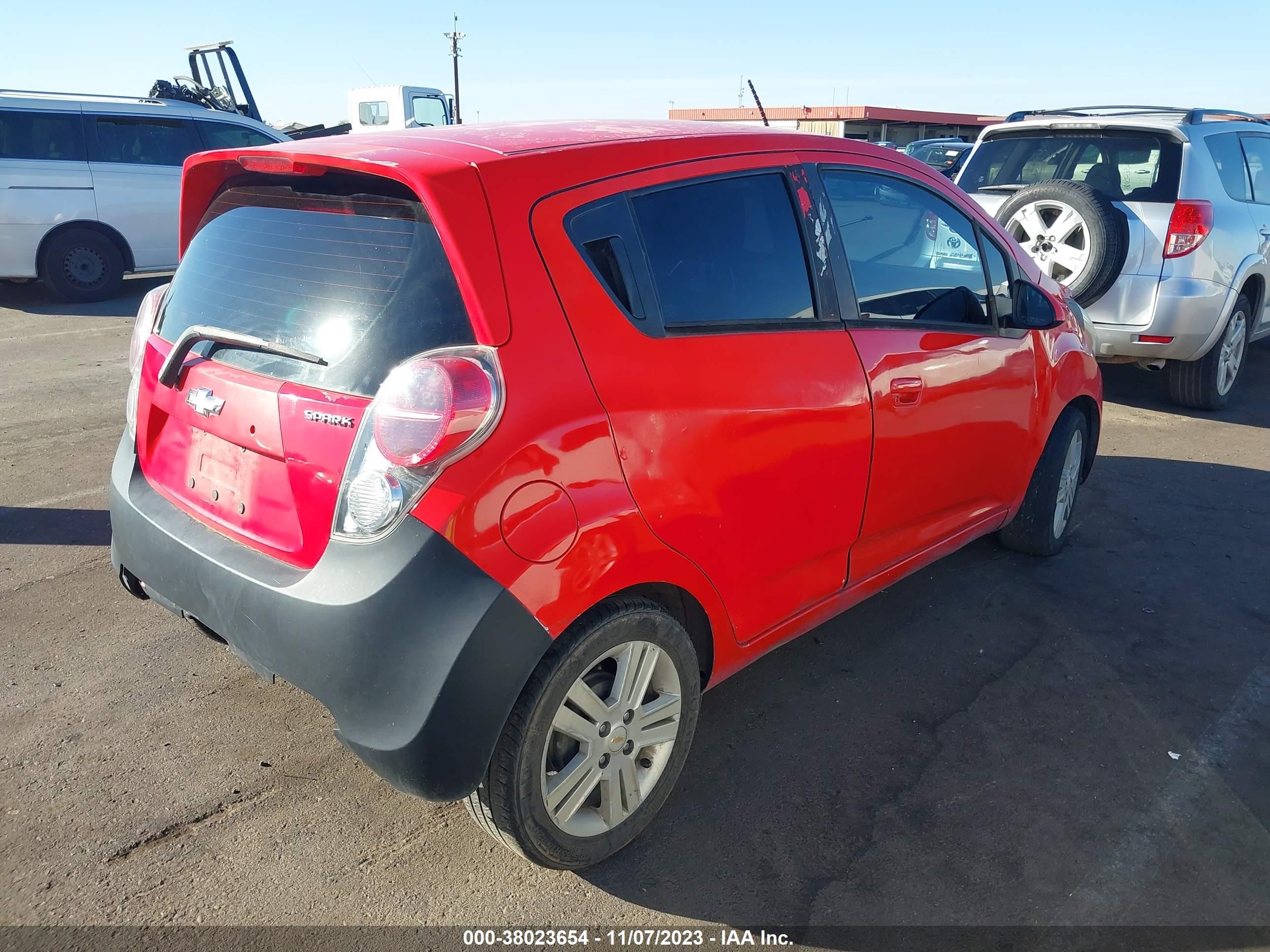 Photo 3 VIN: KL8CD6S98DC620799 - CHEVROLET SPARK 