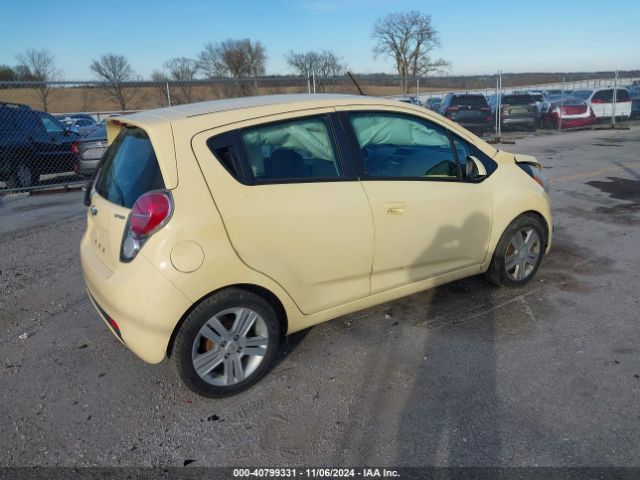 Photo 3 VIN: KL8CD6S98FC715849 - CHEVROLET SPARK 