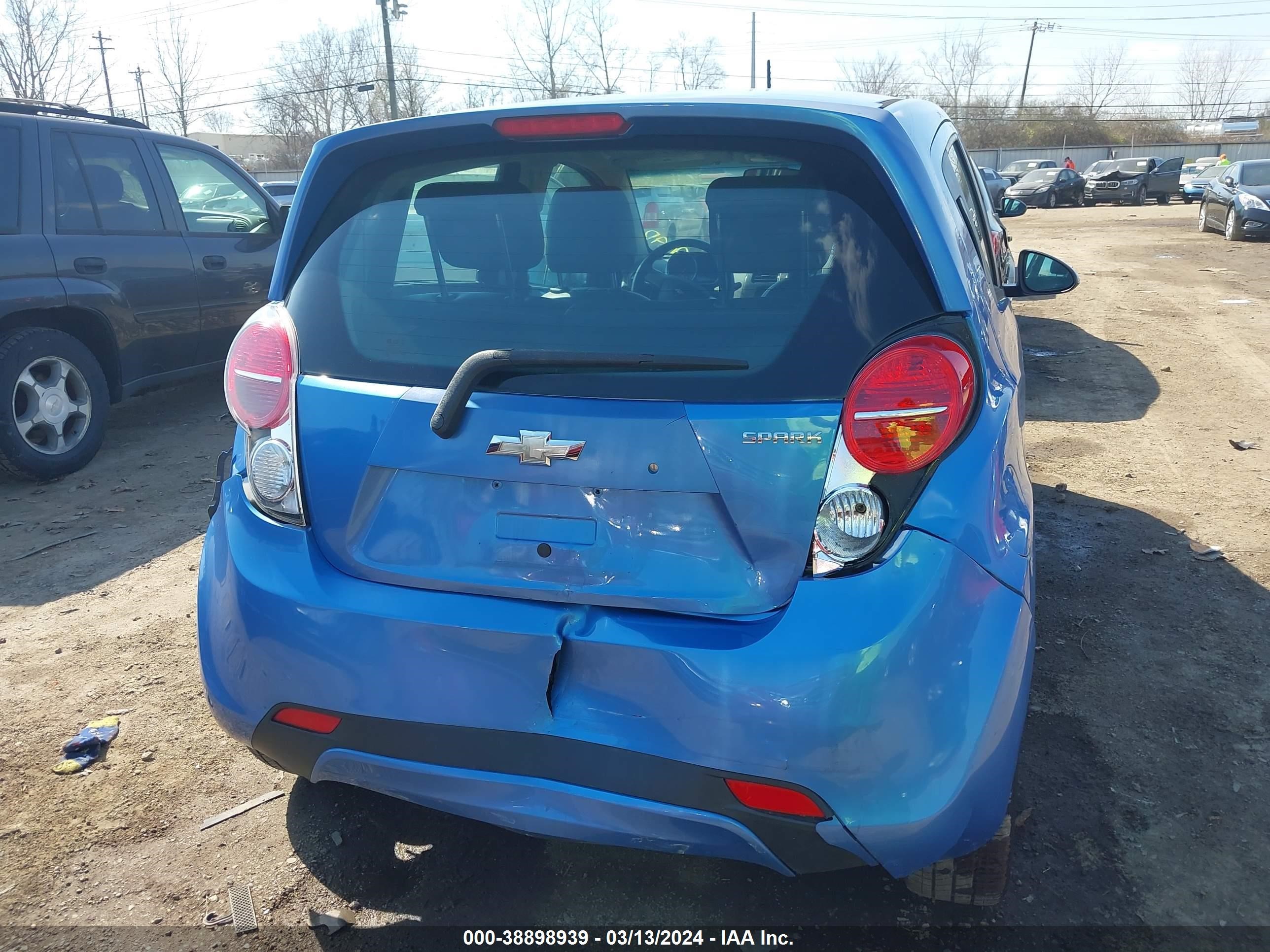 Photo 15 VIN: KL8CD6S98FC723207 - CHEVROLET SPARK 