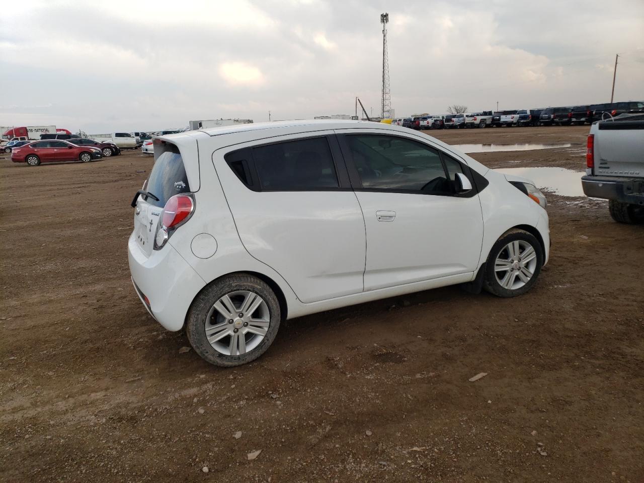 Photo 2 VIN: KL8CD6S98FC726835 - CHEVROLET SPARK 