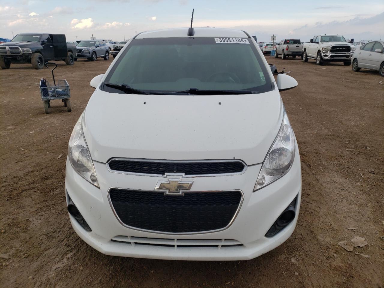 Photo 4 VIN: KL8CD6S98FC726835 - CHEVROLET SPARK 