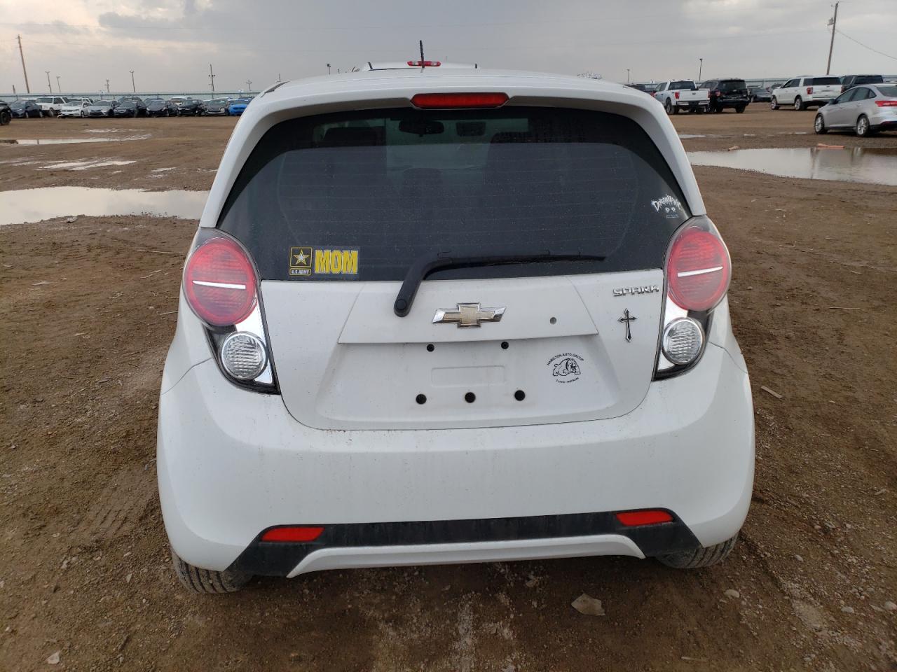 Photo 5 VIN: KL8CD6S98FC726835 - CHEVROLET SPARK 