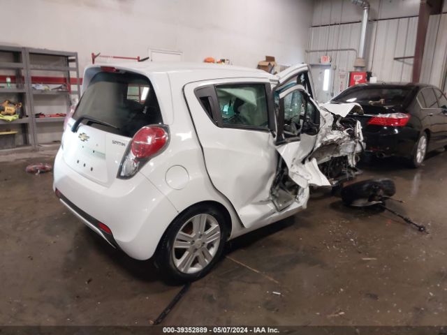 Photo 3 VIN: KL8CD6S99DC506066 - CHEVROLET SPARK 