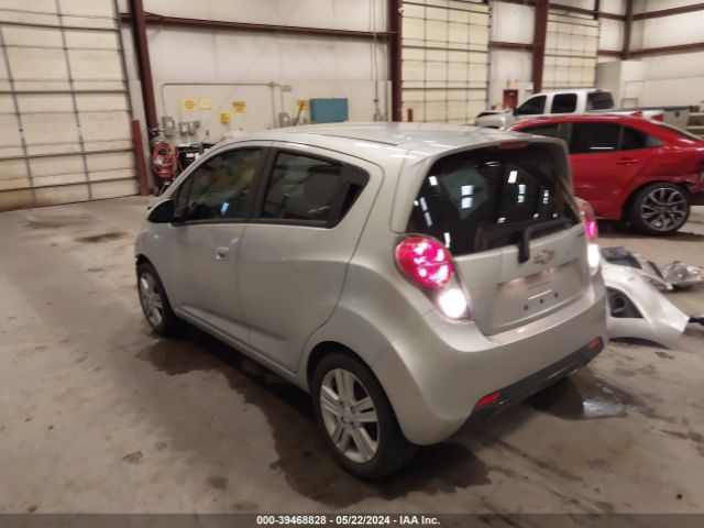 Photo 2 VIN: KL8CD6S99FC742087 - CHEVROLET SPARK 