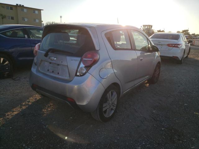 Photo 3 VIN: KL8CD6S9XDC621579 - CHEVROLET SPARK 1LT 